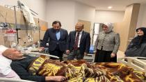 AK Parti Yalova Heyetinden Hastalara Moral Ziyareti